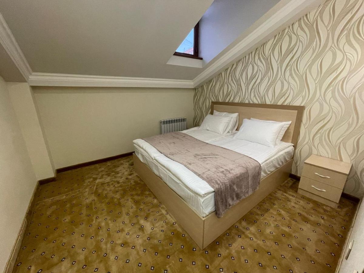 Anga Yerevan Hotel Εξωτερικό φωτογραφία