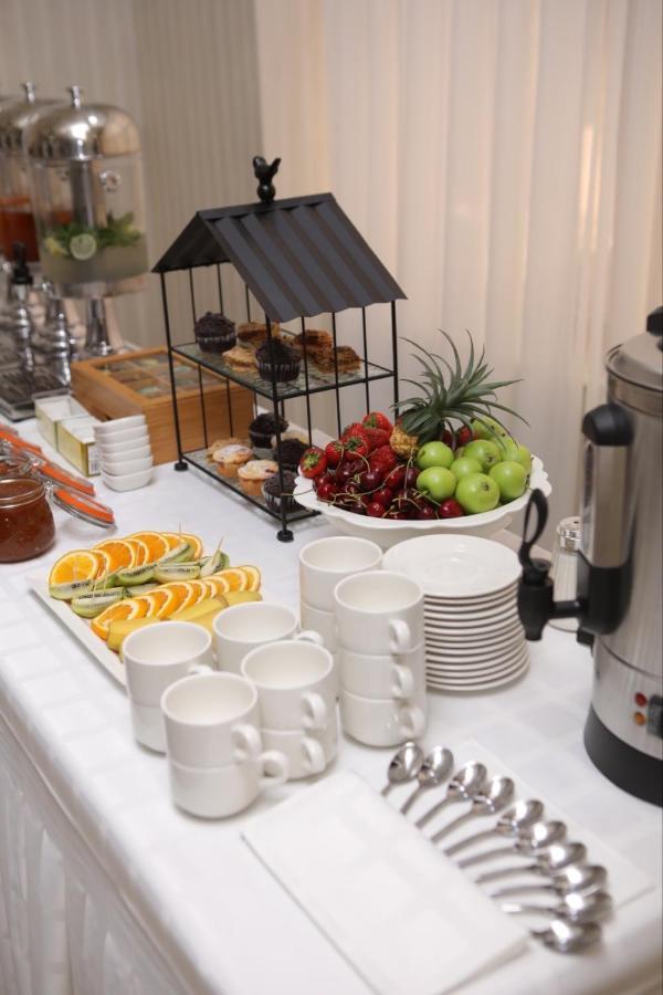 Anga Yerevan Hotel Εξωτερικό φωτογραφία